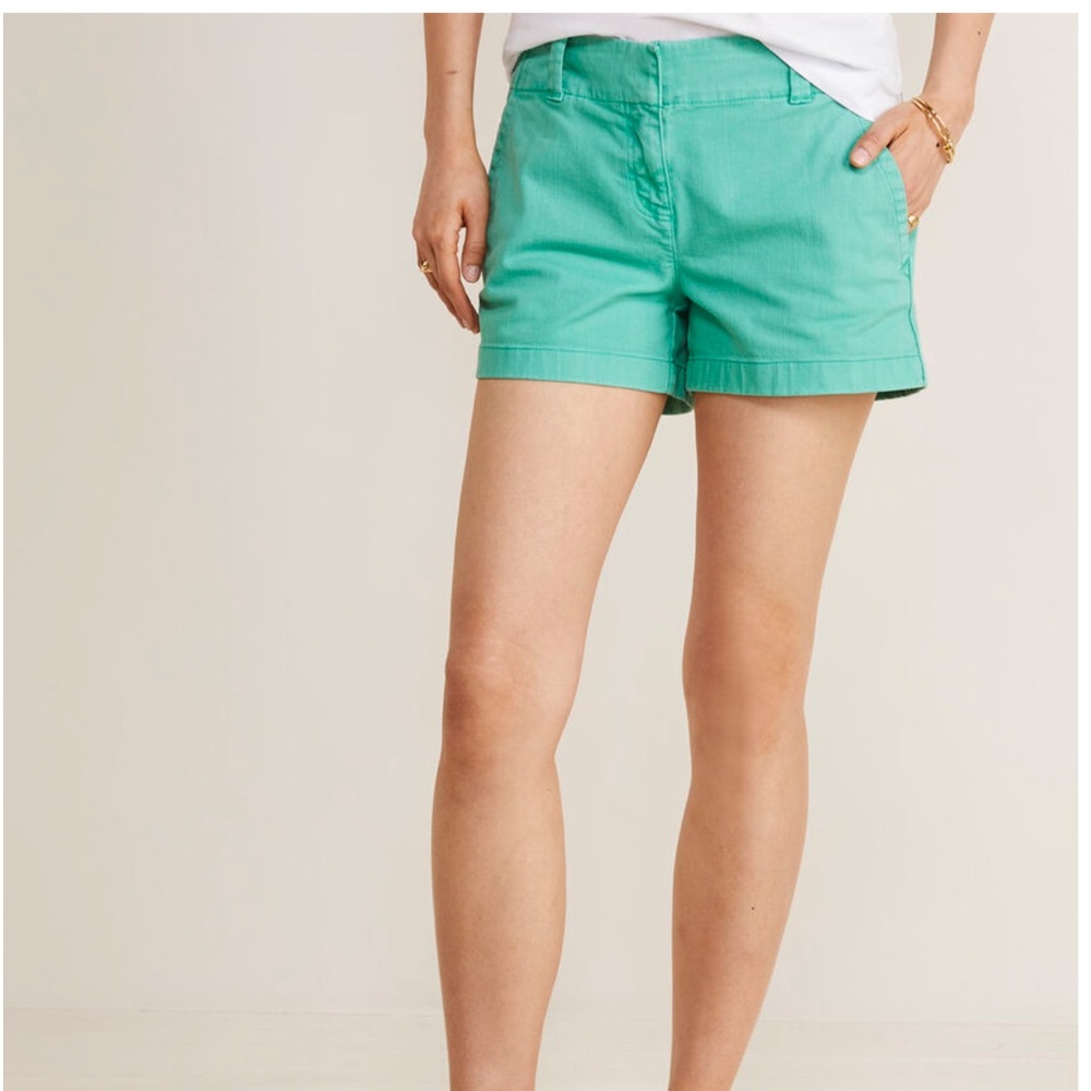 Vineyard Vines Everyday Chino 5” inseam shorts
